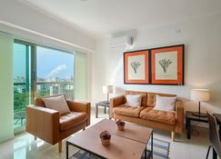 Brand New Harmony Apartment with Pool, Gym and Spa in La Julia - Santo Domingo - Living room