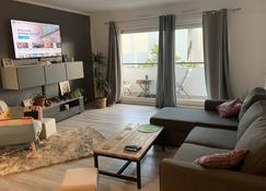 Appartement Équipée Calme et Proche de Paris .idéal Pour Famille - Créteil - Living room