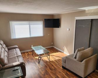 Cozy Isle Cabin - Isle - Sala de estar