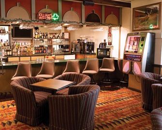 Hueston Woods Lodge - College Corner - Bar
