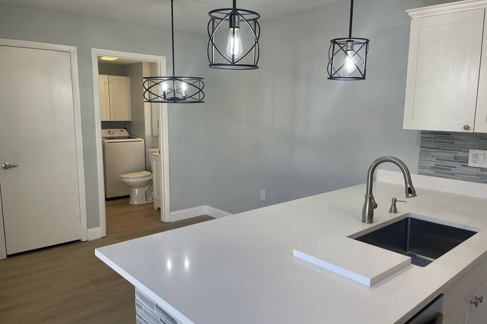 Beautifully redone Townhome Near Everything in West Palm Beach - ווסט פאלם ביץ' - מטבח