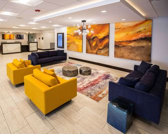Wyndham Chicago O'Hare - Des Plaines - Lobby