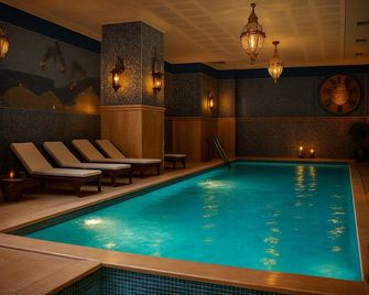 Taksim Gonen Hotel - Istanbul - Piscina