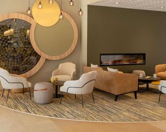Hôtel Mercure Auxerre Autoroute Du Soleil - Appoigny - Salónek