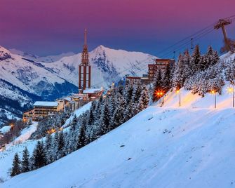 Alpeen Hotel - Les Ménuires