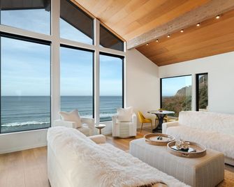 Oceanfront - Unobstructed Views Of The Pacific Ocean And Neah-Kah-Nie Mountain - Manzanita - Sala de estar