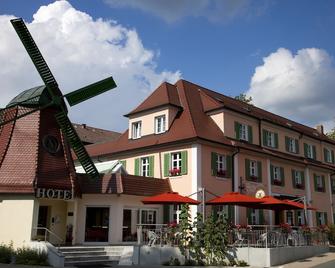 Hotel Gasthof zur Windmühle - Ansbach - Gebouw