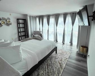 Little Italy Modern Lofts - San Diego - Bedroom