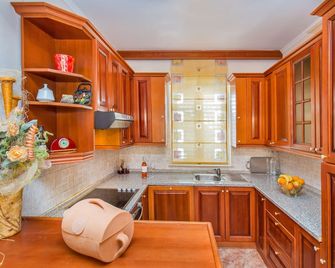 Hotel Dubrovnik - דוברובניק - מטבח