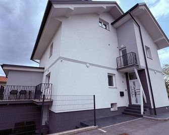 Pjagodic Hotel Cerklje - Cerklje na Gorenjskem - Building