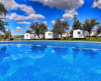 Vacation home Prima by Interhome - Praga - Basen