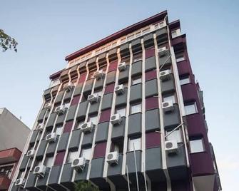 Deta Port Hotel - Bandirma - Gebäude