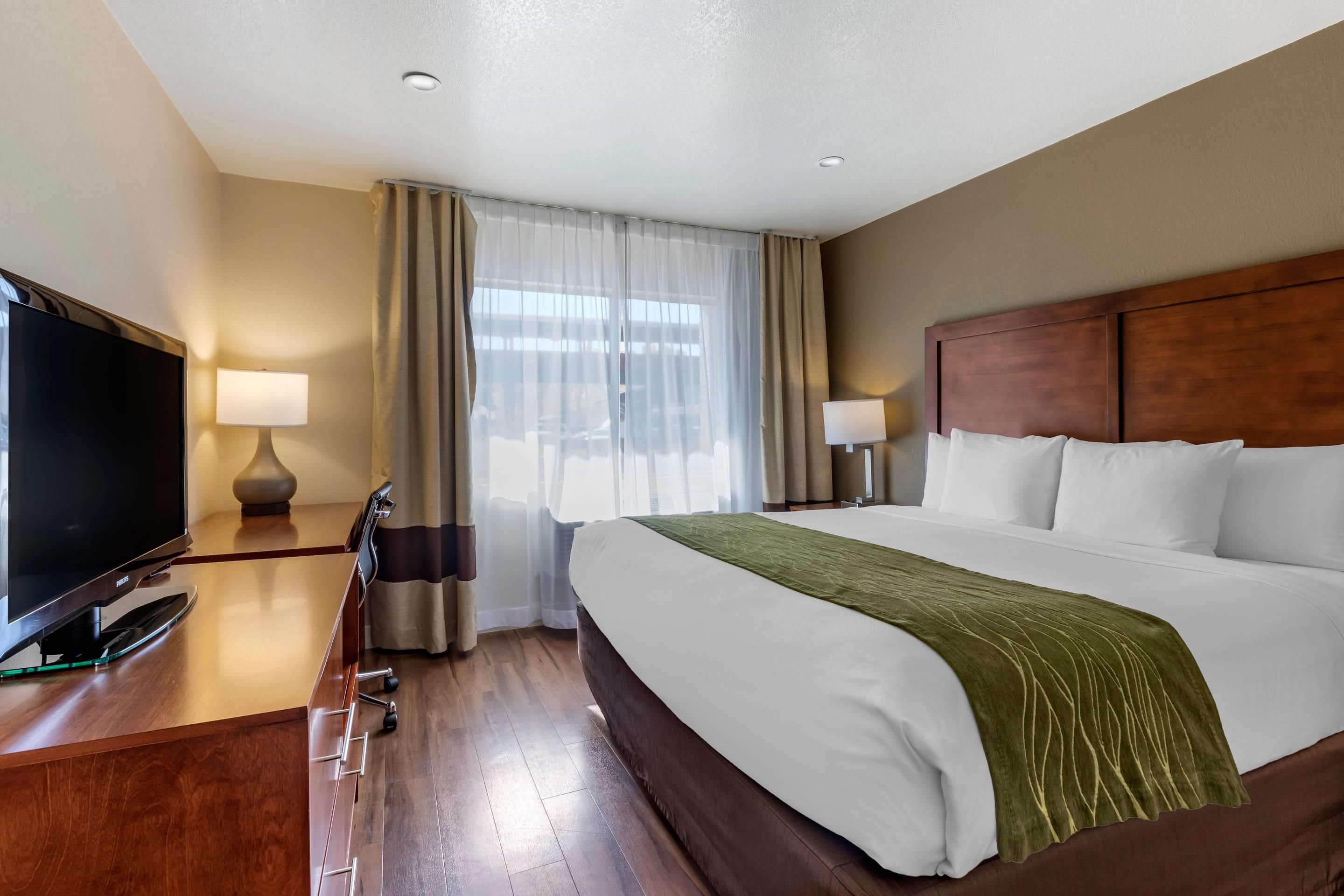 Comfort Inn Bishop - Bishop - Bedroom