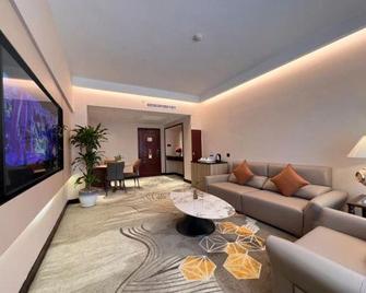 Wuhan Meilian Holiday Hotel - Wuhan - Sala de estar
