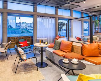 Ibis Braganca - Bragança - Lounge