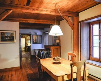 Le Clos Des Brumes - Château-Richer - Dining room