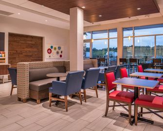 Holiday Inn Express & Suites Farmville By IHG - Farmville - Restaurant