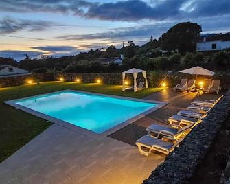 Casa de Campo Franco da Serra - Angra do Heroísmo - Pool
