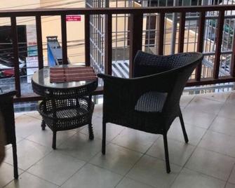 Amika Guesthouse & Hostel - Jomtien - Balkon
