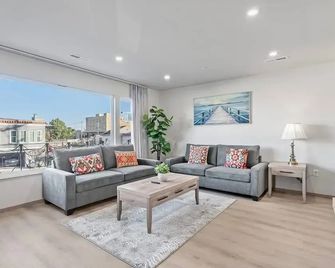 Daly city 3B Home Great location - Daly City