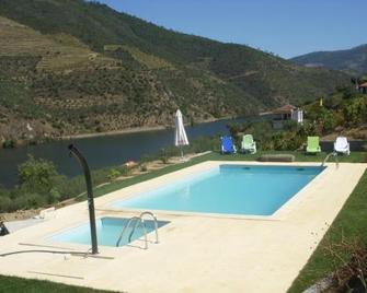 Quinta da Azenha - Folgosa - Басейн