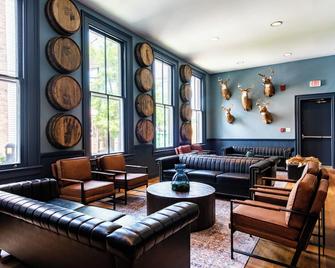 The Woodford Hotel - Versailles - Lounge