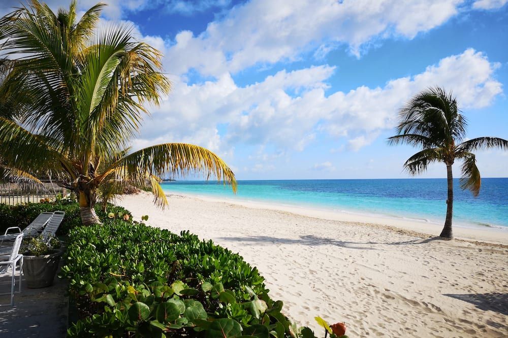 Coral Beach Hotel and Condominiums - Freeport - Playa