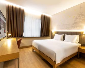 Radisson Hotel Istanbul Harbiye - Istanbul - Bedroom