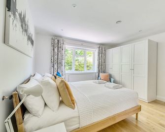 Luxury Oxford Apartment Sleeps 4, Free Parking - Pass the Keys - 牛津 - 臥室