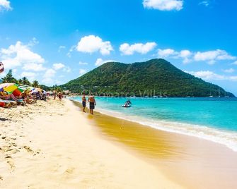 The Harbour - Gros Islet - Plaj