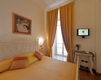 B&B Residenza Via Dei Mille - Naples - Bedroom