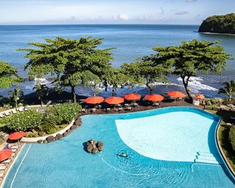 Le Tahiti by Pearl Resorts - Arue - Piscina