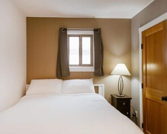 Lone Star Motel - Rossland