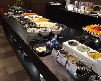 Hotel Il Credo Gifu - Gifu - Μπουφές