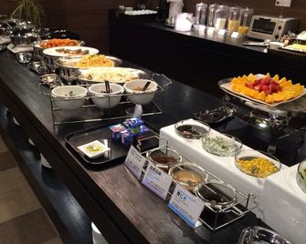 Hotel Il Credo Gifu - Gifu - Buffet