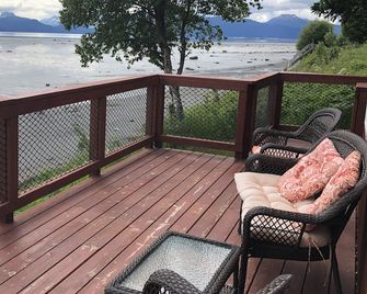 Homer Beachside Cabins - Homer - Balkon