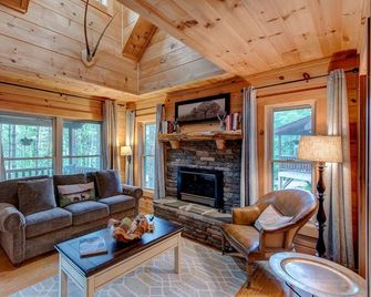 Heritage Hill Cabins - Banner Elk - Sala de estar