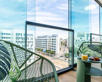 Novotel Suites Marseille Centre Euromed - Marseille - Balkong
