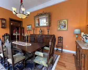 Casa Chopo In Mexico City Cdmx - Ciudad Nezahualcoyotl - Dining room