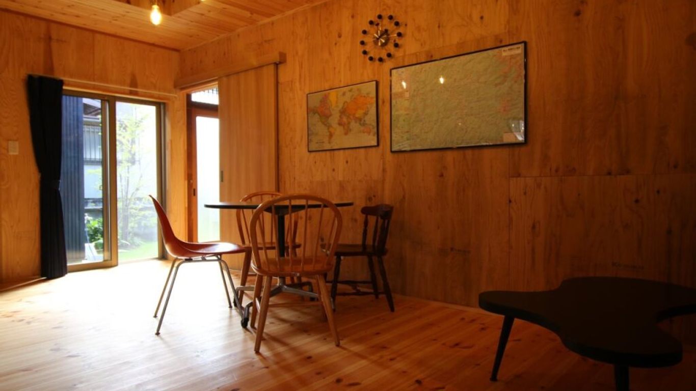 宿川之中的魚旅館