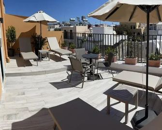 Antica Canea Luxury Rooms - Chania - Balkong