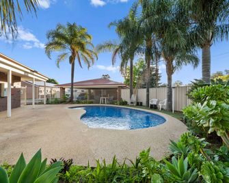 Econo Lodge Border Gateway Wodonga - וודונגה - בריכה