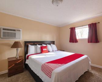 OYO Hotel Cave City Ky - Cave City - Schlafzimmer