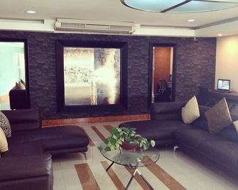 Hotel Vista Inn Premium - Tuxtla Gutiérrez - Recepción