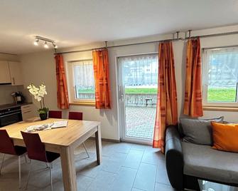 Haus Alpenstern - Saas-Grund - Dining room