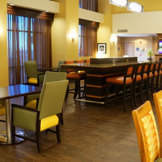 Restaurant view of Hampton Inn & Suites Kingman