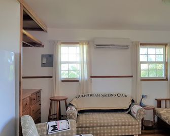 Trellis Cottage - Cayo Corker - Sala de estar