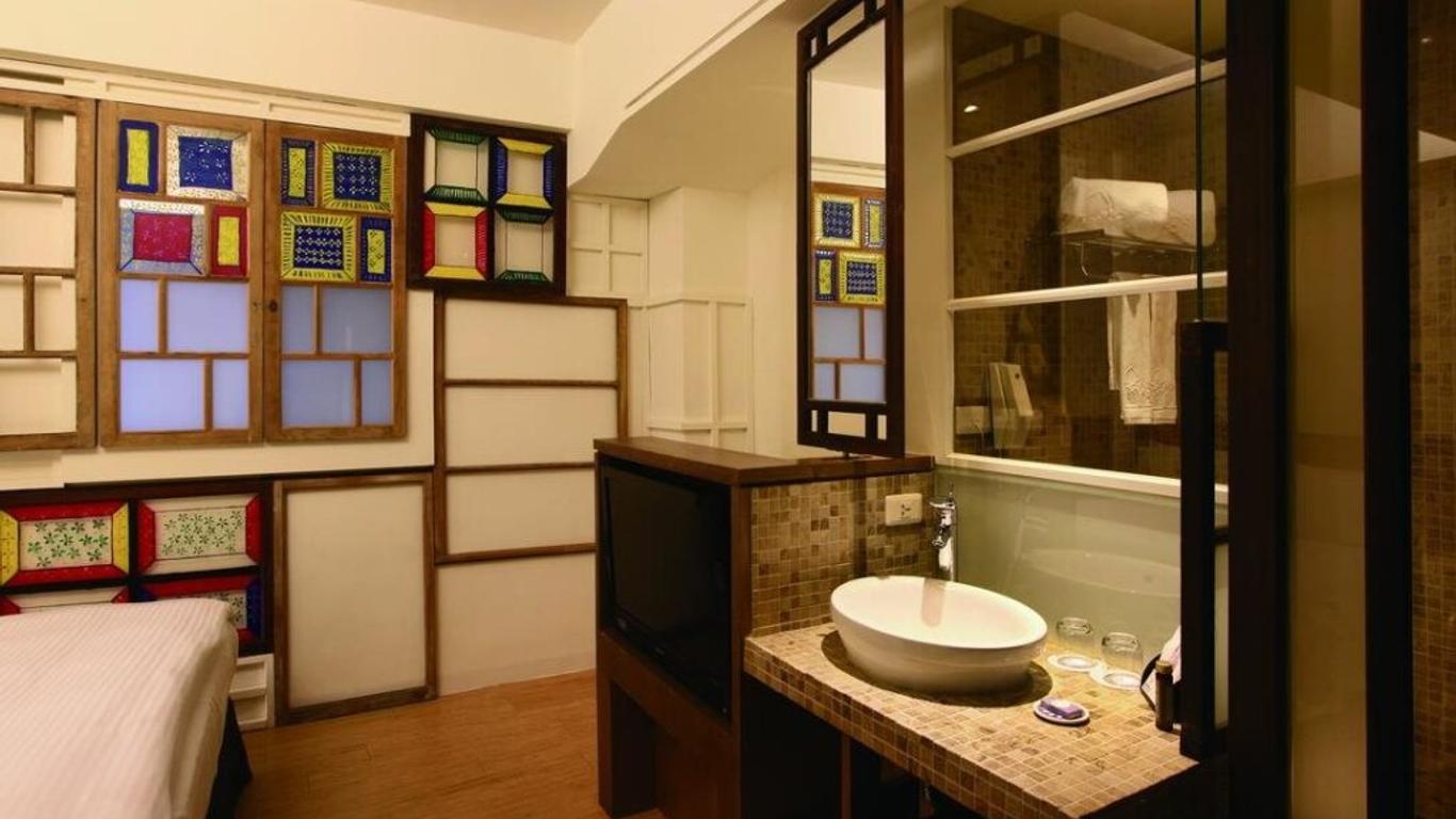 Jia-Jia-at West Market Hotel