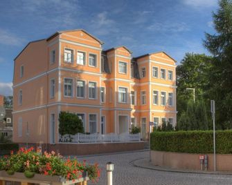 Seetelhotel Villa MÖve - Heringsdorf - Building