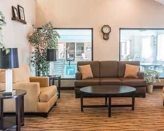 Sleep Inn & Suites Oregon - Toledo - Oregon - Salónek